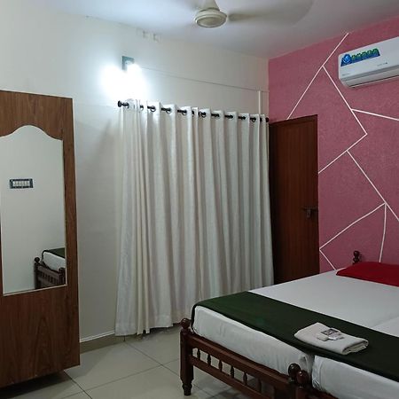 צ'ראי ביץ' Cherai Ocean View Home מראה חיצוני תמונה