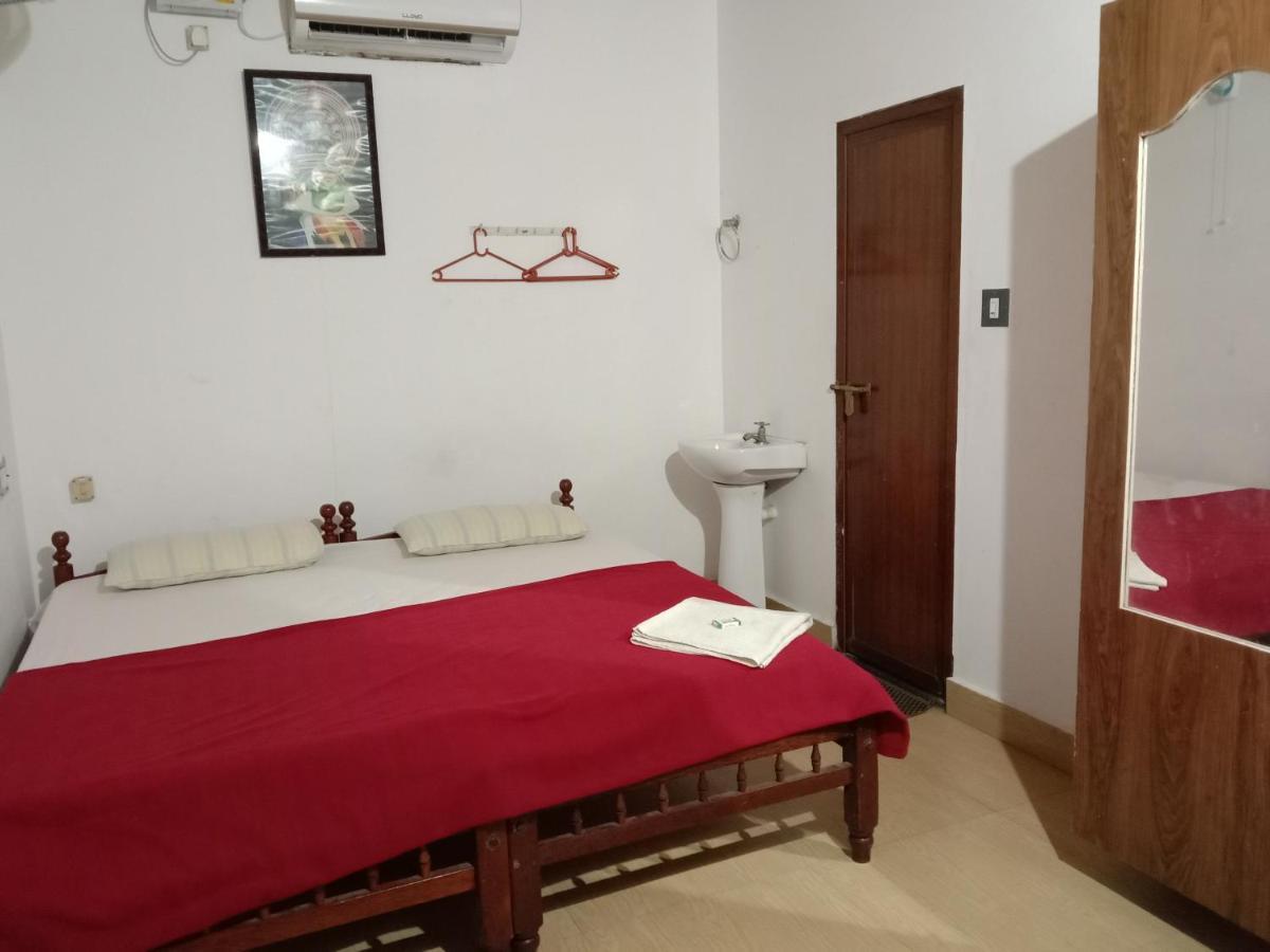 צ'ראי ביץ' Cherai Ocean View Home מראה חיצוני תמונה