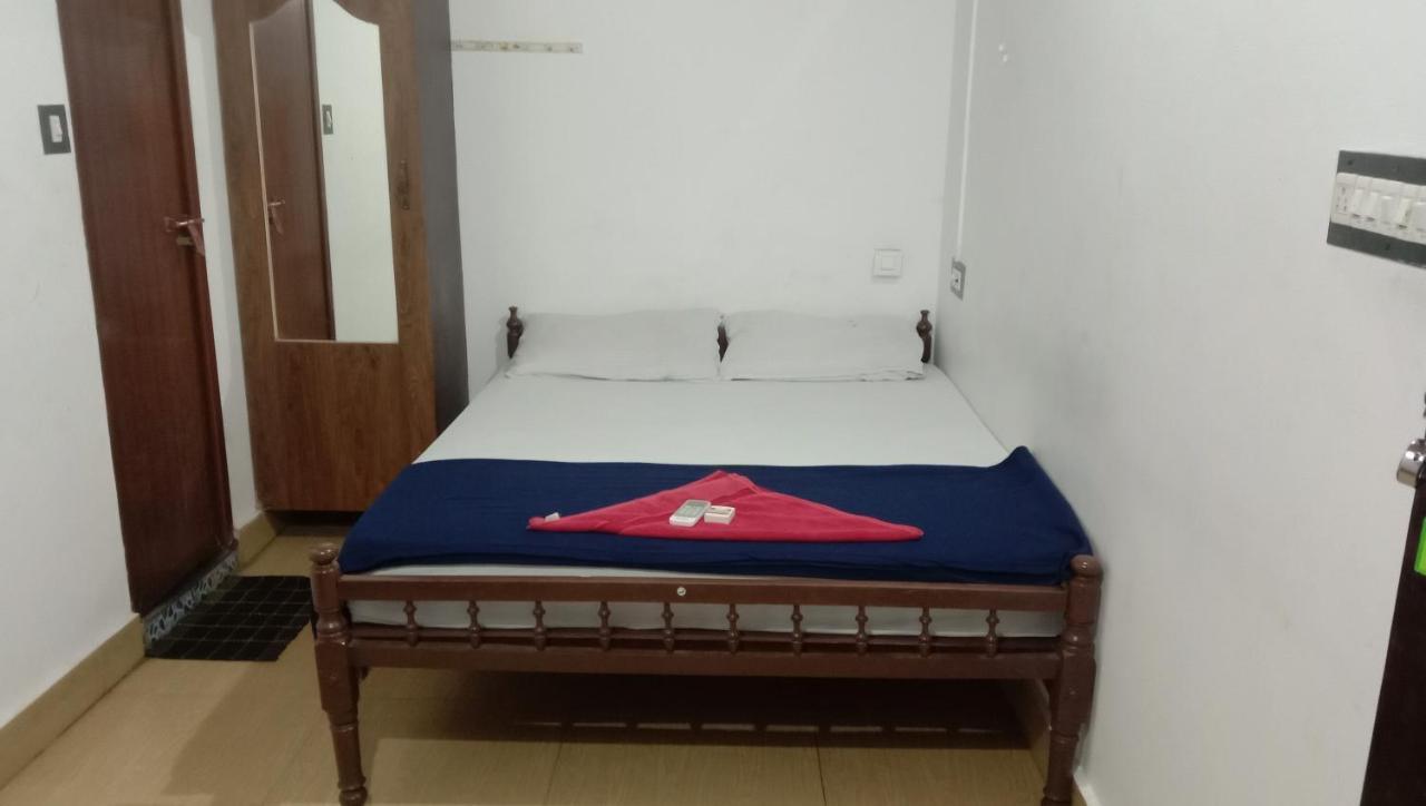 צ'ראי ביץ' Cherai Ocean View Home מראה חיצוני תמונה