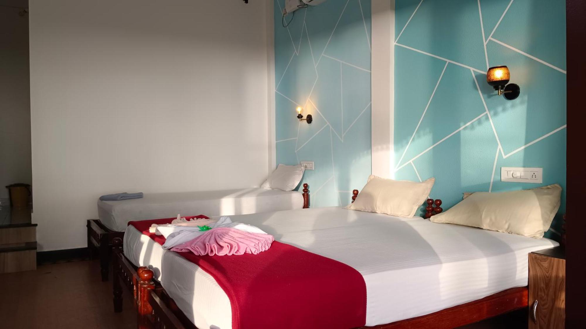 צ'ראי ביץ' Cherai Ocean View Home מראה חיצוני תמונה