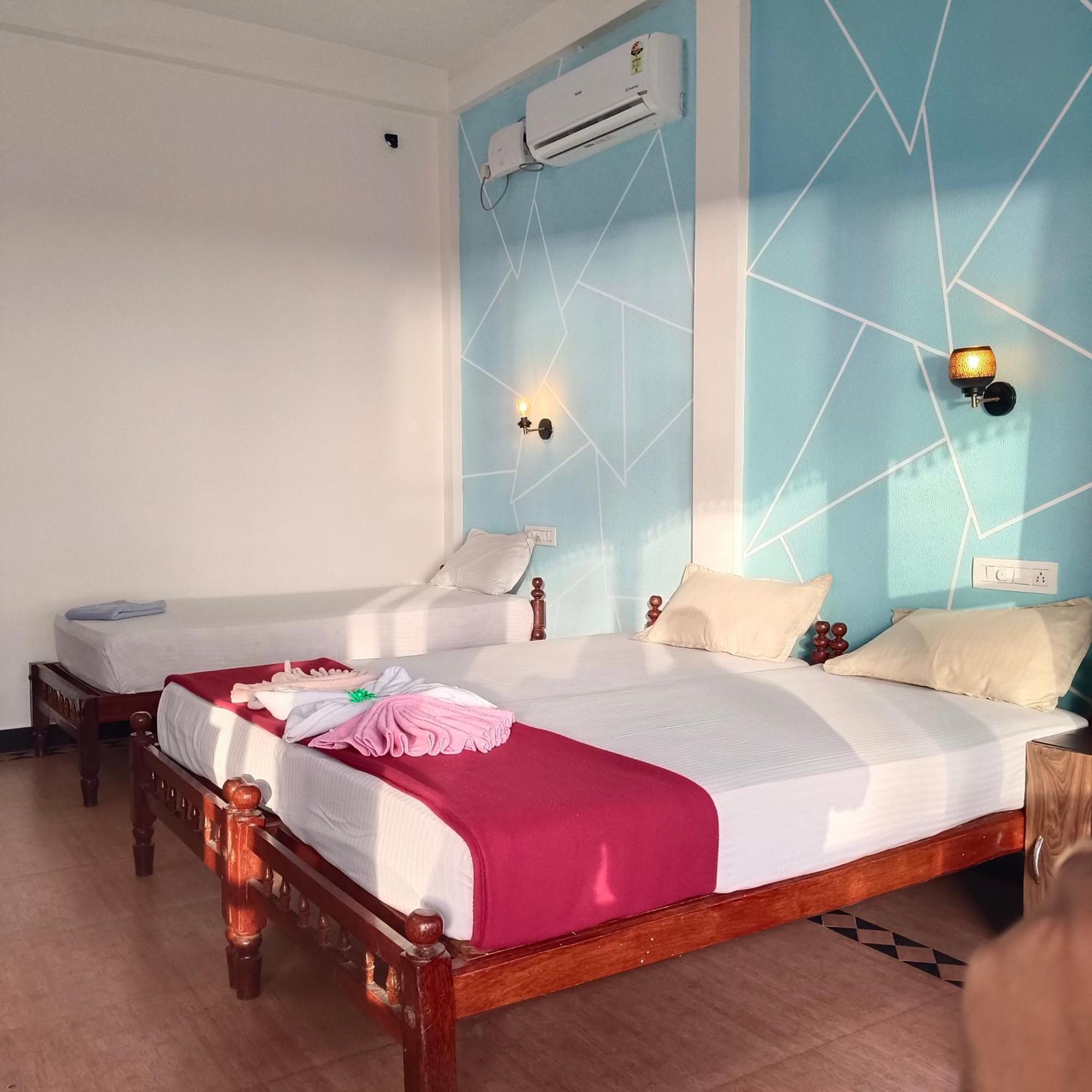 צ'ראי ביץ' Cherai Ocean View Home מראה חיצוני תמונה